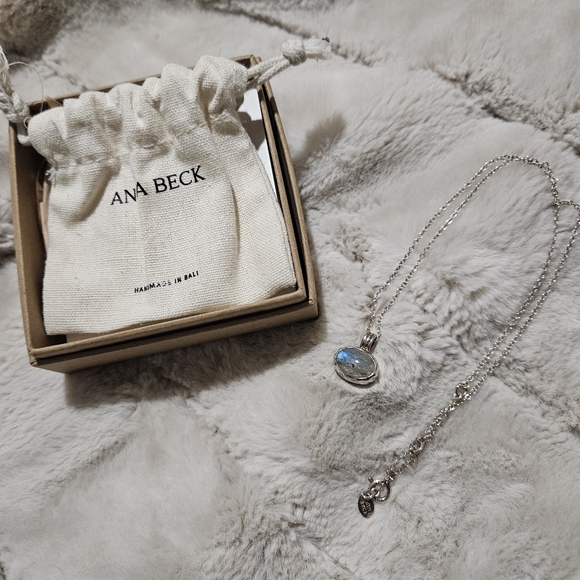 Anna Beck Jewelry - Anna Beck Necklace